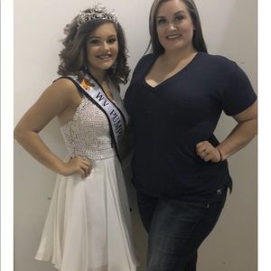 Sherri Hill size 4 cocktail dress